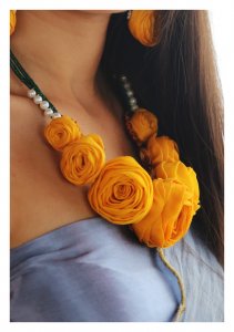 Osiris Yellow Rose Jewellery Set