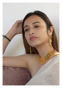 Binari Handmade Gold Tone Silver Necklace and Earrings Set