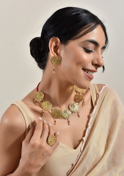 KathaJodi Gold Tone Necklace & Earrings Set