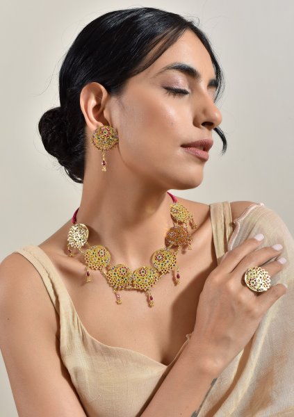 KathaJodi Gold Tone Necklace & Earrings Set