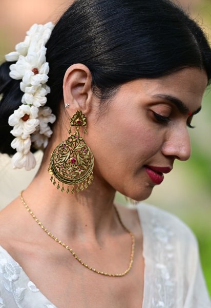 Naseera Handmade Gold Tone Silver Earrings