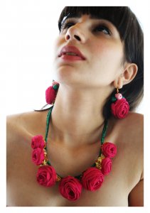 Fukayna Pink Rose Necklace & Earrings Set