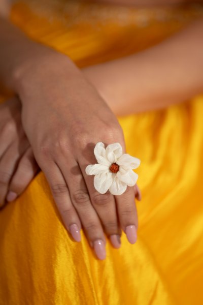 Malar Floral Ring