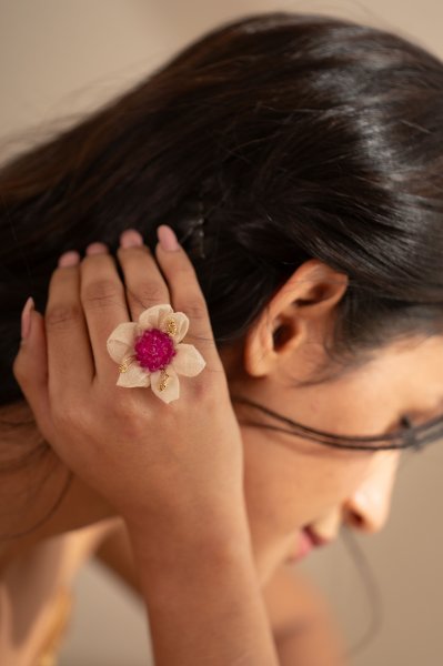 Aili Floral Ring