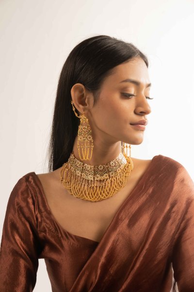 Dehri Gold Tone Silver Necklace & Earrings Set