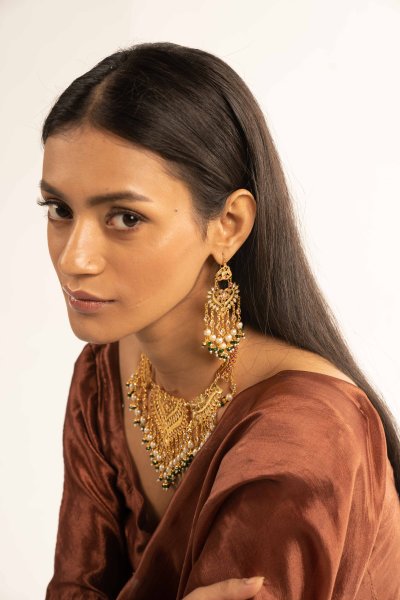 Karnika Gold Tone Silver Necklace & Earrings Set