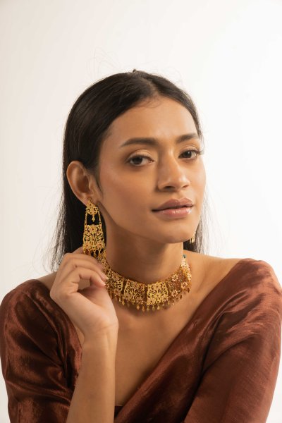 Triveni Gold Tone Necklace & Earrings Set