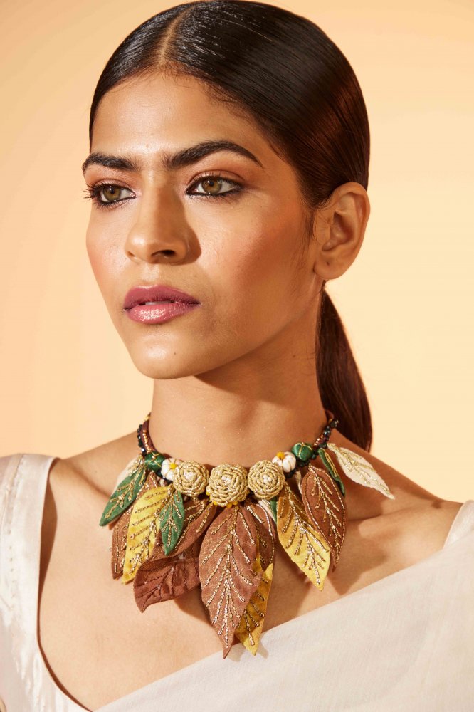 Sasya Leafy Necklace