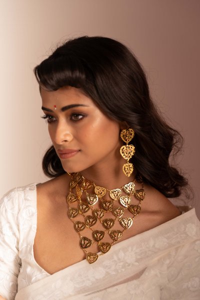 Hemlta Gold Tone Silver Necklace