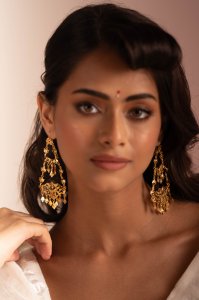 Shanta Gold Tone Silver Necklace & Earrings Set