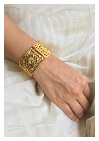 Gayatri Handmade Gold Tone Silver Bracelet