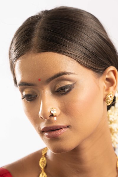 Adeela Gold Tone Silver Nose Pin